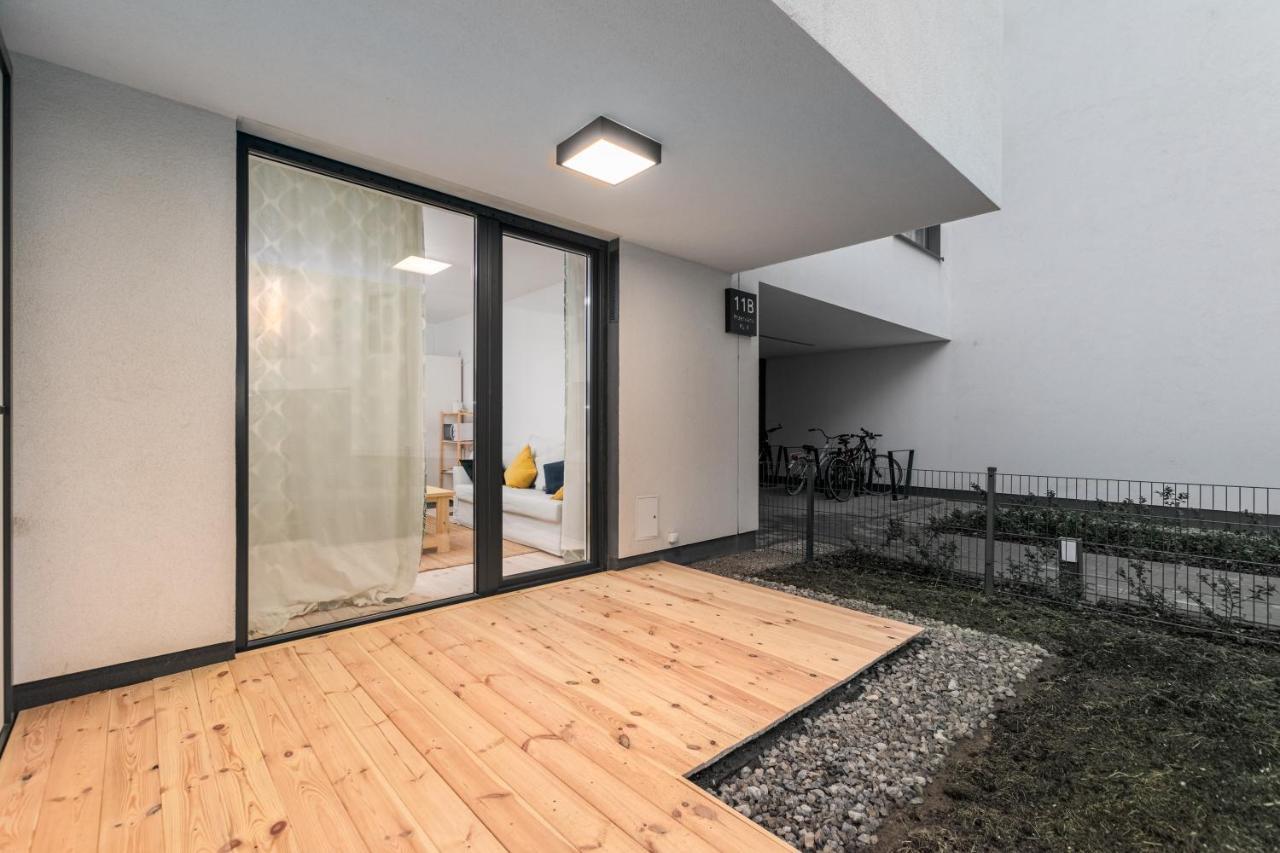 Przerwana 11A By Homeprime Варшава Экстерьер фото