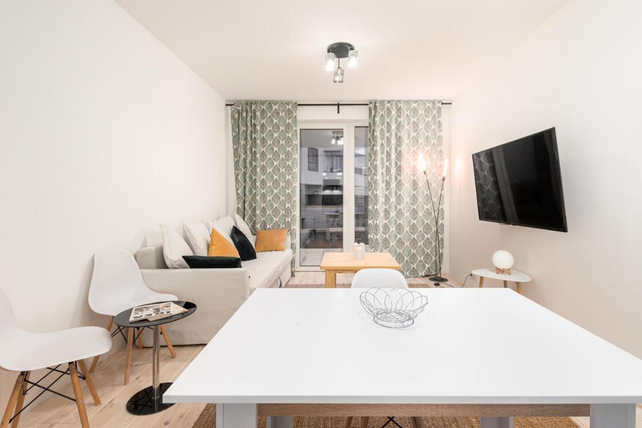 Przerwana 11A By Homeprime Варшава Экстерьер фото